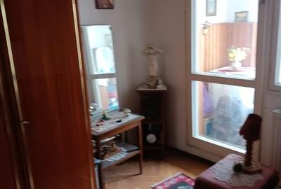 Apartament cu 3 camere decomandat în Micălaca - 2