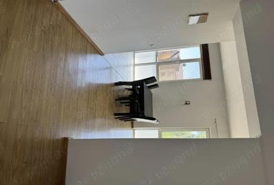 Apartament cu 3 camere decomandat în Central - 9