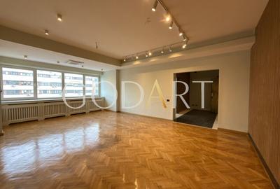 Apartament cu 3 camere semidecomandat în Universitate - 1