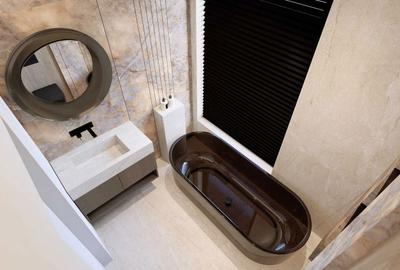 Casă cu 4 camere în Central - 2