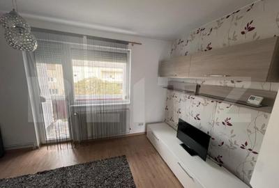 Apartament cu 2 camere,50 mp, zona semicentrala