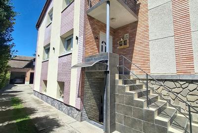 Casă cu 5 camere cu Teren 1600 Mp în Aradul Nou - 6