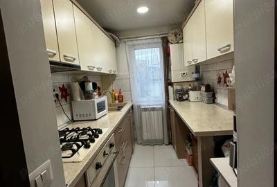Apartament cu 3 camere semidecomandat în Central - 4