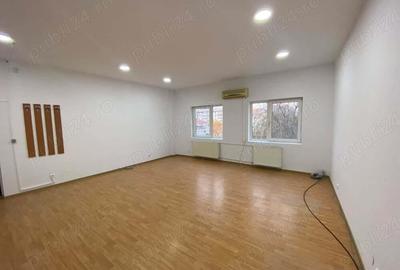 Spatiu birou nou renovat - 2