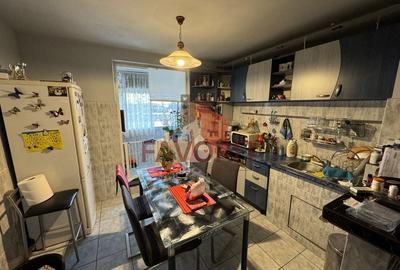 Etaj intermediar. Pozitie excelenta. Boxa in CF - 5