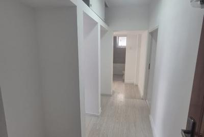 Apartament cu 2 camere decomandat în Baba Novac - 2