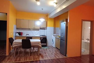 Apartament cu 2 camere decomandat în Girocului - 9