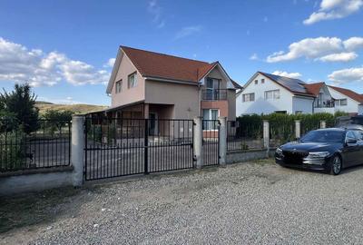 Casă cu 4 camere cu Teren 561 Mp în Central - 10