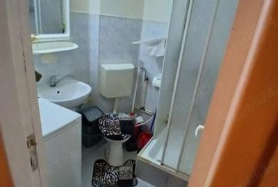 Garsonieră nedecomandată în Central - 1