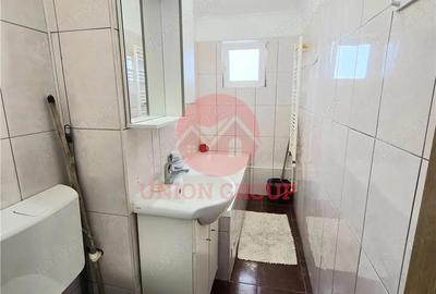 Apartament cu 2 camere semidecomandat în Km 4