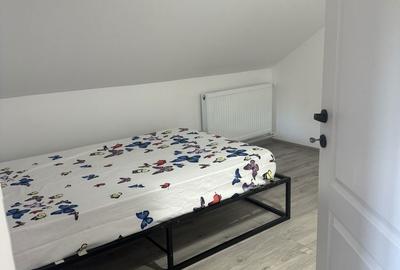 Spațiu comercial, de 50 mp, în Central - 8