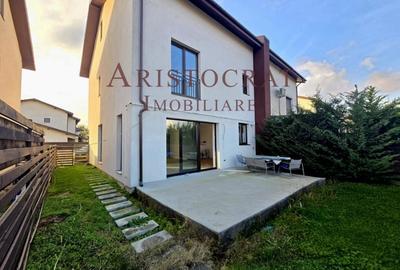 Casă cu 5 camere cu Teren 290 Mp în Corbeanca