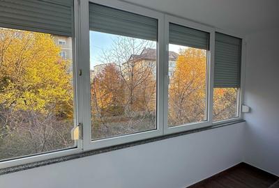 Garsonieră decomandată în Central - 2