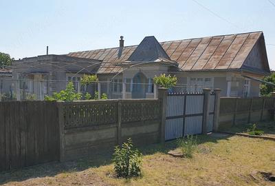 Casă cu Teren 1853 Mp în Sarichioi - 2
