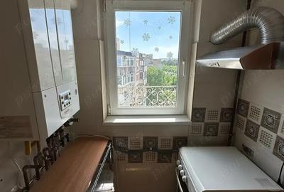 Apartament de vanzare cu o camera, centrala proprie - Tineretului - 5