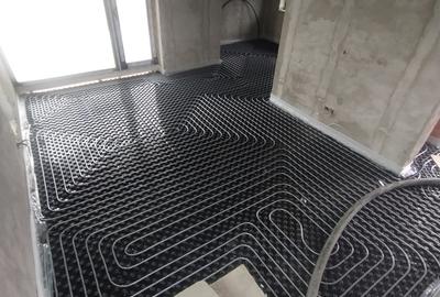 Casă cu 5 camere cu Teren 630 Mp în Creața - 1