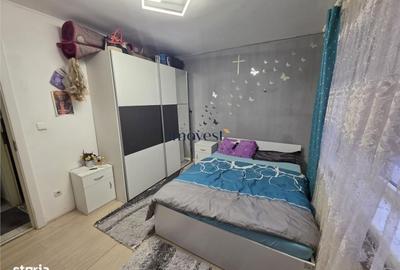 Apartament cu 3 camere decomandat în Micro 16 - 1