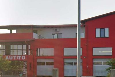 Spațiu comercial, de 490 mp, în Central