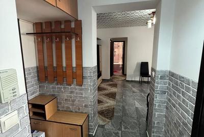 Apartament cu 3 camere, mobilat în Podu Roș - 6
