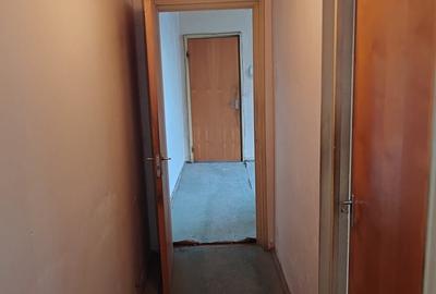 Apartament cu 4 camere semidecomandat în Drumul Taberei - 2