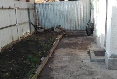 Semicentral,str.Iuliu Maniu,casa cu 2 camere,teren aferent din curte comuna - 5