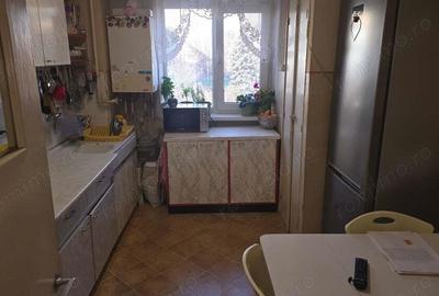 Vand apartament 3 camere decomandat in Deva. zona Lido (Casa de Pensii), etaj 2, bloc de 4 etaje - 9