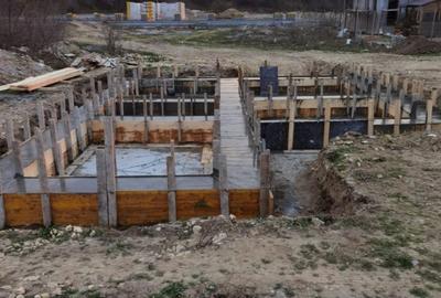 Cartier Midia Sat - Teren intravilan 400mp cu fundatie turnata -33.000euro - 7