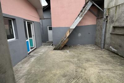 Casă individuală cu 4 camere cu Canalizare în B-dul București - 12