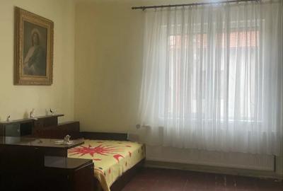 Casă cu 5 camere cu Teren 508 Mp în Central - 16