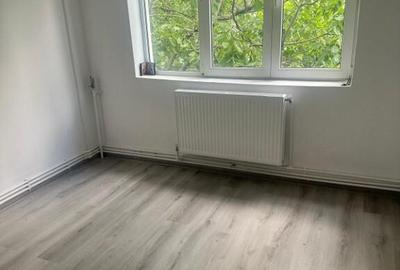 Apartament 3 camere, decomandat.Metrou Aparatori Patriei. - 6