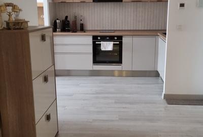 Apartament cu 2 camere semidecomandat, mobilat în Vitan-Bârzești - 1