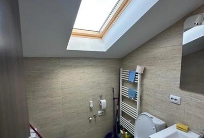 Apartament cu 3 camere decomandat în Independenței - 6