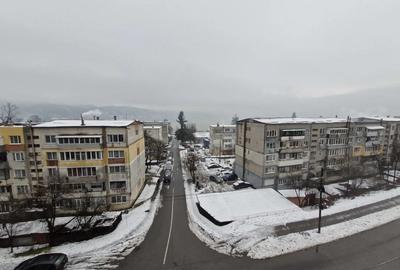 Garsoniera 26 mp + terasa, mobilata, AC, acoperi? nou , vedere Dunare - 5