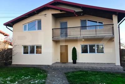Casă cu 7 camere cu Teren 445 Mp în Central - 3