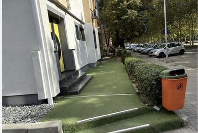 Spațiu comercial, de 60 mp, în Central - 6