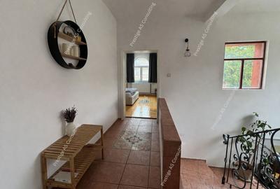Casă individuală cu 6 camere cu Canalizare în Girocului - 12