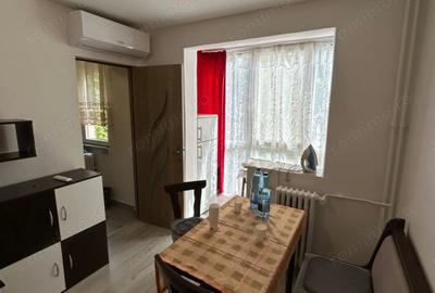 Apartament cu 3 camere decomandat în Dacia - 9