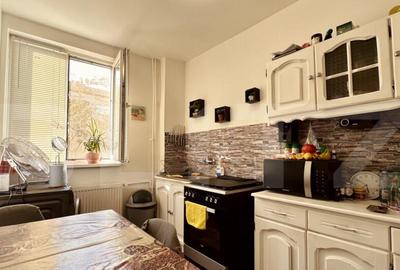 Apartament 2 camere, balcon deschis, nemobilat - Rogerius - 1