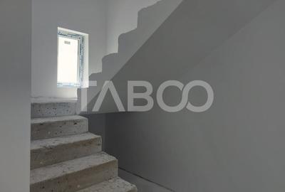 Duplex de vanzare 150 mp P+1E 4 camere 145 mp teren liber Cisnadie - 7