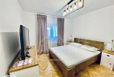 Apartament cu 3 camere decomandat în Turnișor - 2