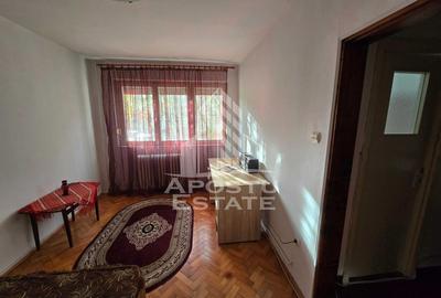 Apartament cu 2 camere semidecomandat, mobilat în P-ța Doina - 8