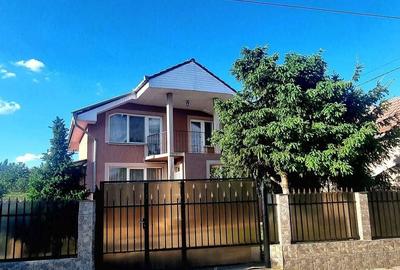 Casă cu 3 camere în Mihai Bravu - 6