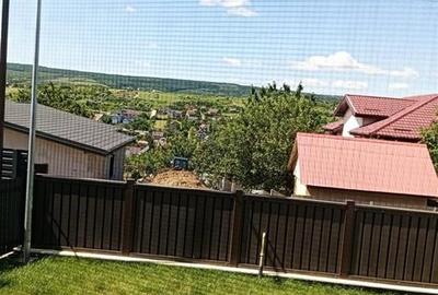 Casa individuala de vanzare cu priveliste frumoasa si garaj - 19