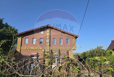 Spatiu comercial de 497mp de vanzare - 2