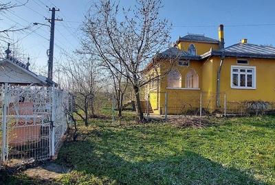 Casă cu 5 camere cu Teren 1500 Mp în Central - 4