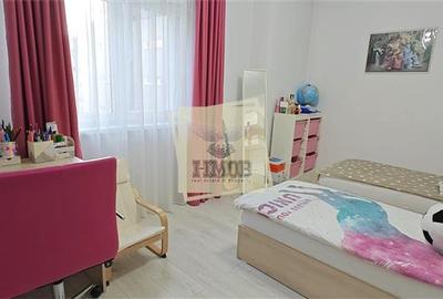 Apartament cu 3 camere semidecomandat în Piața Cluj - 3