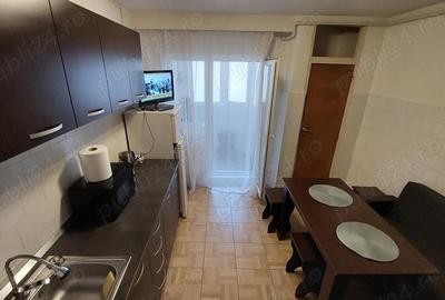 Apartament cu 2 camere semidecomandat în Central - 2