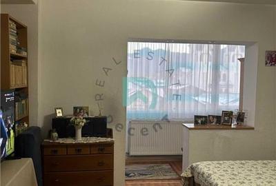 Apartament cu 3 camere decomandat în Răcădău - 17