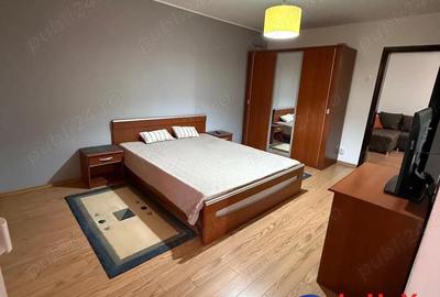 Apartament cu 4 camere decomandat în Babadag