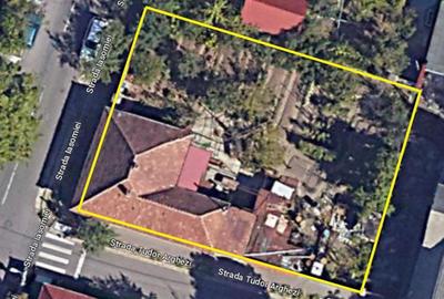 Casă cu Teren 600 Mp în Decebal - 2